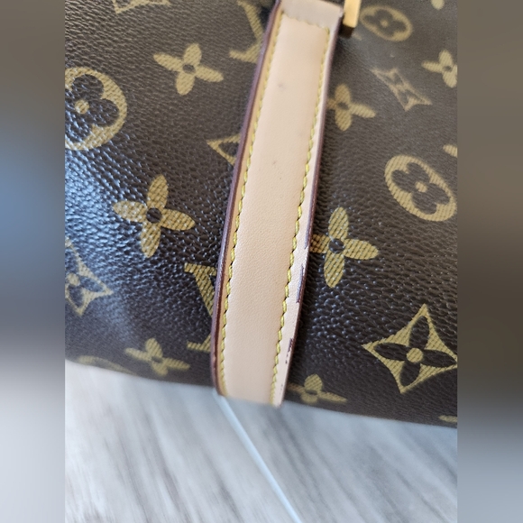 Brown Round Double Handle Bag - Picture 13 of 15